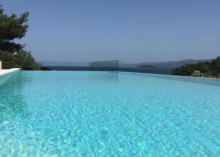 Holiday Hvar Lux
