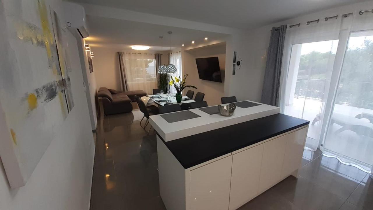 Hvar Lux Apartment *